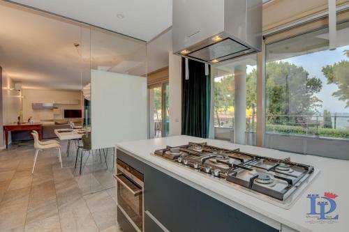 Apartamento Desenzanoloft Oscar Luxury Suite