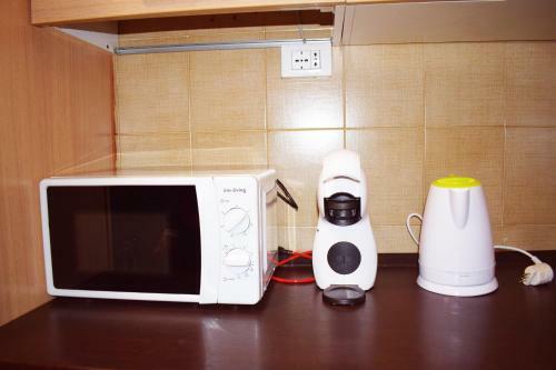 Piazza Feltrinelli Apartment - Free Parking