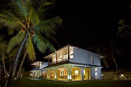 Nilwella Palms - Fabulous Beachfront Villa