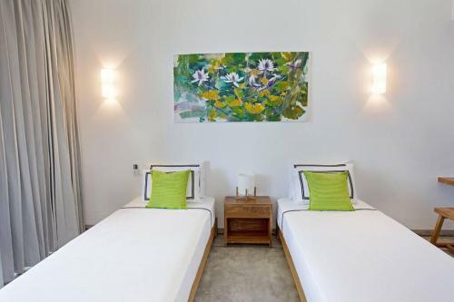 Nilwella Palms - Fabulous Beachfront Villa