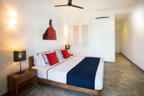 Nilwella Palms - Fabulous Beachfront Villa