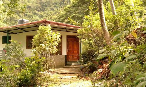 Hostal Namastay Cottage Hunnas Falls