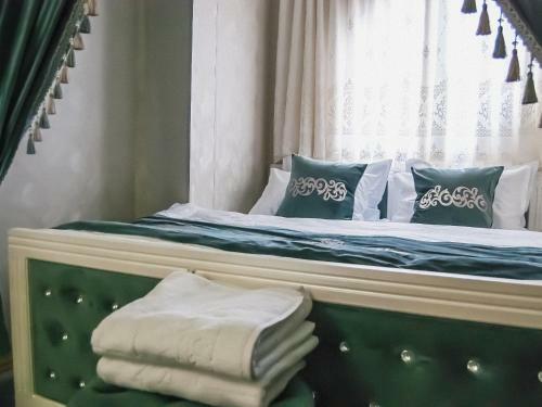 Honsaroy Apartament 2