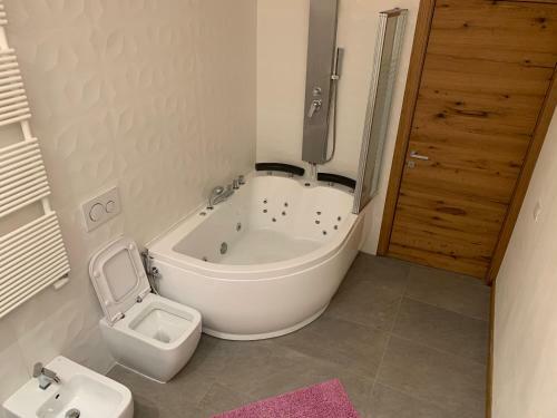 Apartamento Casa Monte Di Sopra Jacuzzi & Sauna