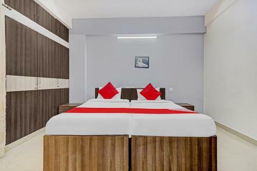 Hotel Oyo Flagship 83187 Shiv Enclave