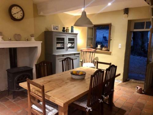 Characterful 3-bed House In Saint-ythaire