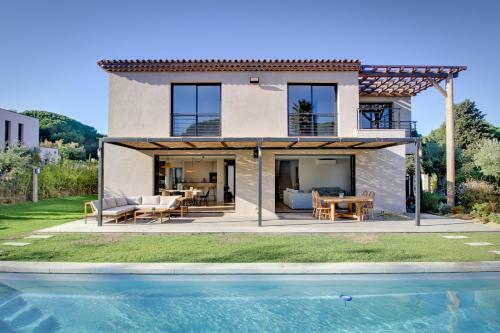 Villa Bessane