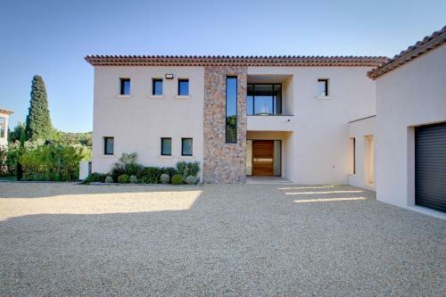 Villa Bessane
