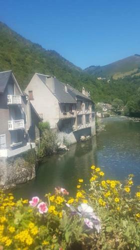 Maison Jardin Priv�e Avec Commerces 10 Mns A Pied