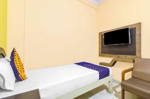 Hotel Spot On 83062 Vasavi Residency