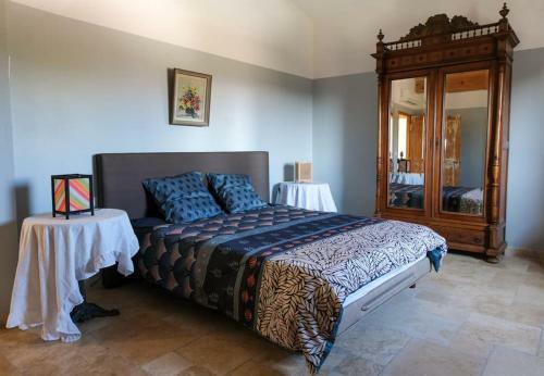 Villa Mas De La Ronci�re