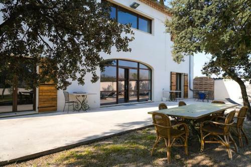 Villa Mas De La Ronci�re