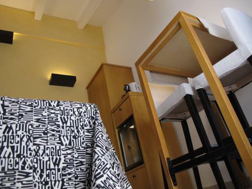 Bed & Breakfast Studio 27