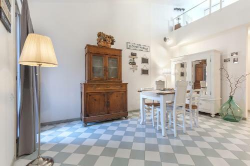 Ferrara Duplex Terrace Apartment X4