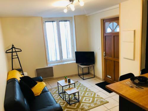 Apartamento Le Parisien Hypercentre, Tout Compris, 1/2 Pers