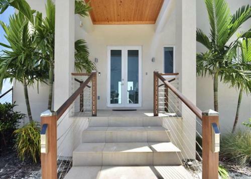 Cupid's Way By Eleuthera Vacation Rentals