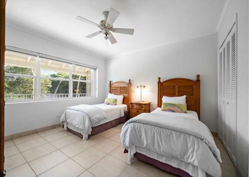 Hut Pointe #4 By Eleuthera Vacation Rentals