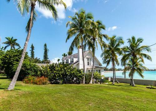 Folly & Guest House By Eleuthera Vacation Rentals