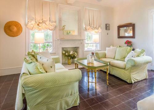 Folly & Guest House By Eleuthera Vacation Rentals