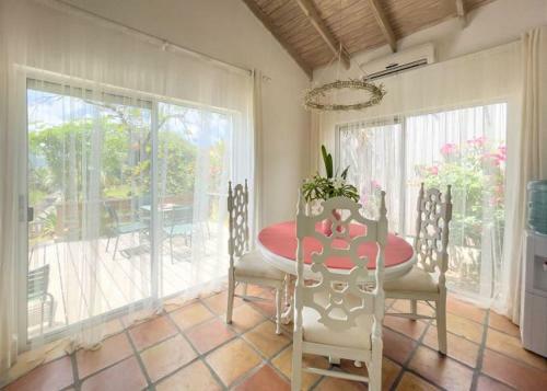 Folly & Guest House By Eleuthera Vacation Rentals