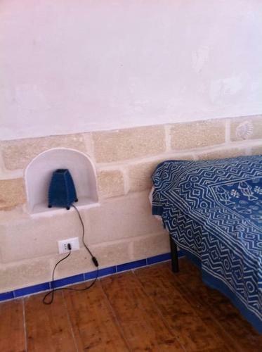 Il Cubo, Monovano Col Mare Su Tre Fronti.