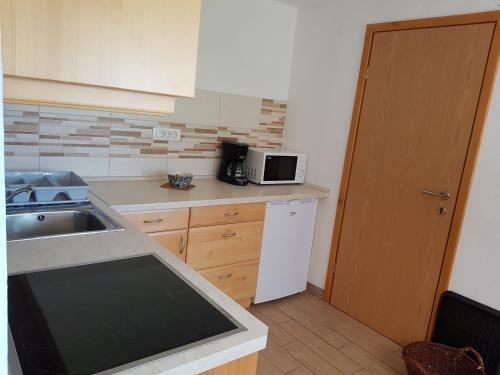 Hostal Vaznik Farm House Apartments