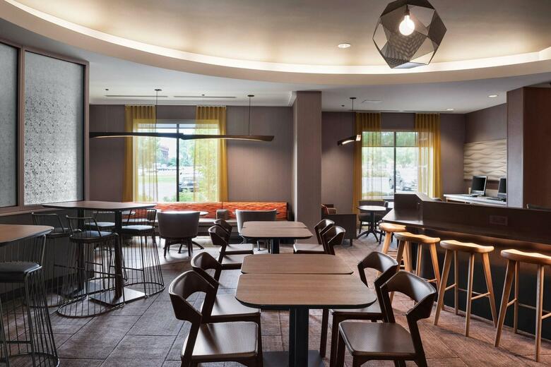 Hotel Springhill Suites By Marriott Syracuse Carrier Circle