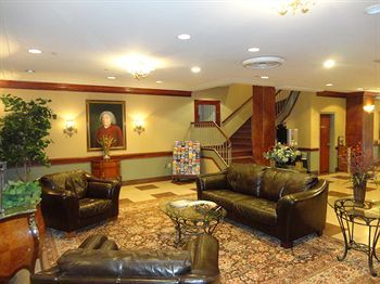 The Governor Dinwiddie Hotel