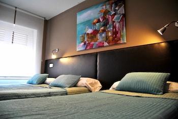 Hotel Happy Hostal Carrales