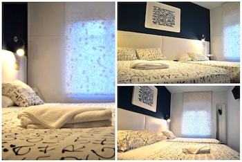 Hotel Happy Hostal Carrales