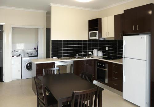 Aparthotel Direct Hotels - Monterey Moranbah