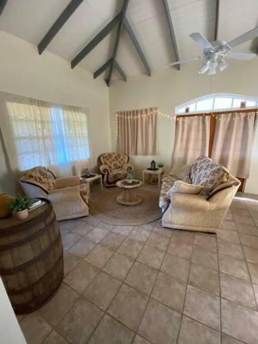 Apartamento Elegant Penthouse Flat- Stunning Balcony View!