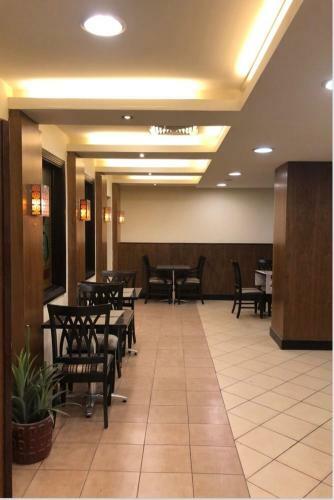 Hotel Mira Awan