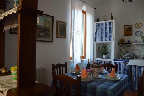 La Casa Del Cantante