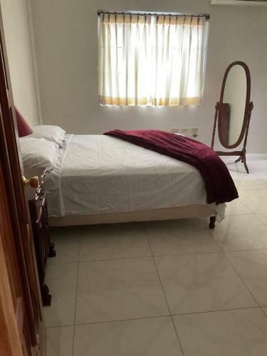 Apartamento Centrally Located 2 Bedroom