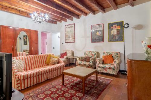 Recco Apartment With View And Pool