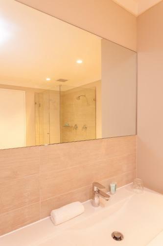 Hotel Mindarie Marina