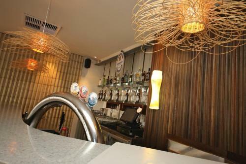 Hotel Mindarie Marina