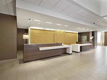 Hotel Doubletree By Hilton West Edmonton