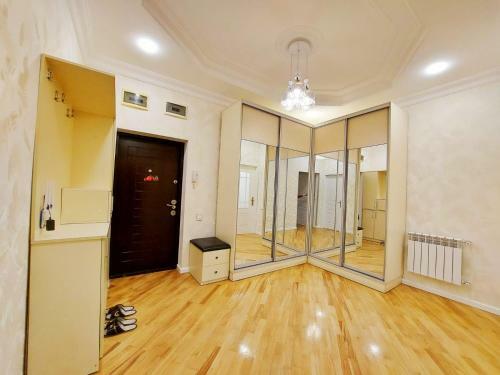 Apartamento Xetai 3 Otaqli Ela Menzil