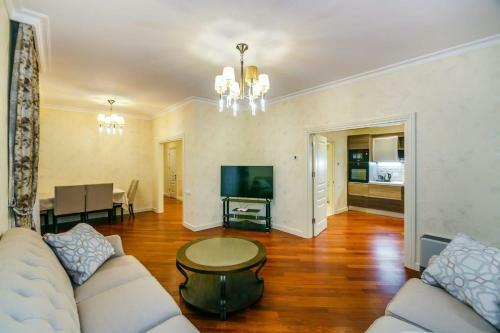 Lux Apartment In Targovi