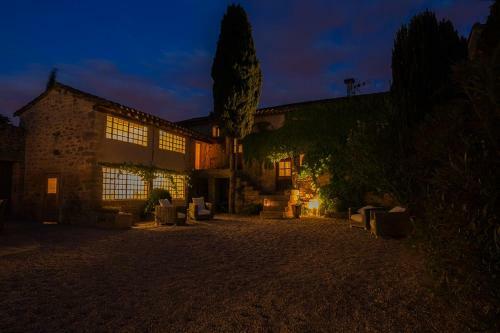 Mas De La Rivoire B&B