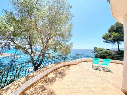 Villa Pieds Dans L'eau Vue Mer Dans Domaine Prive