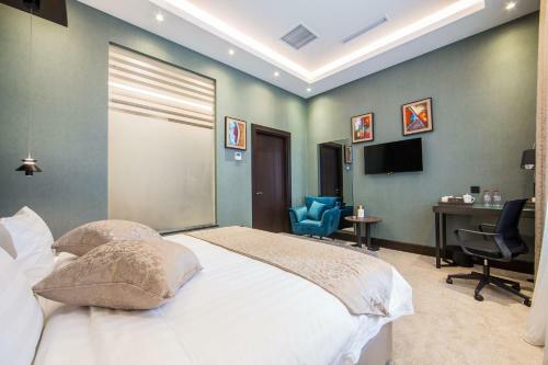 Pure Boutique Hotel