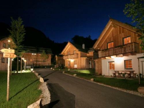 Cozy Chalet In Altaussee Near Ski Area
