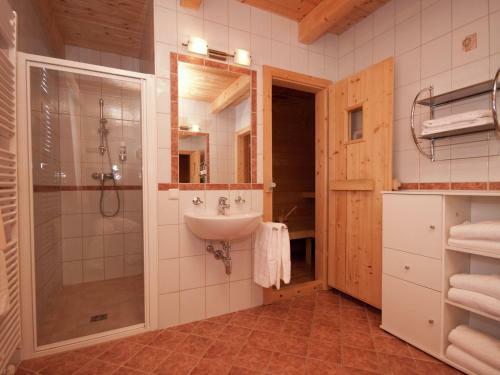 Cozy Chalet In Altaussee Near Ski Area