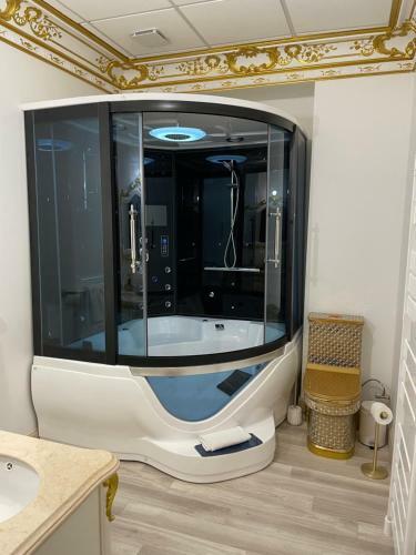 Hostal Suite Imp�riale Maison De L'�glise Du Couvent