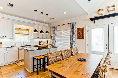 Dream Fisher Beach House