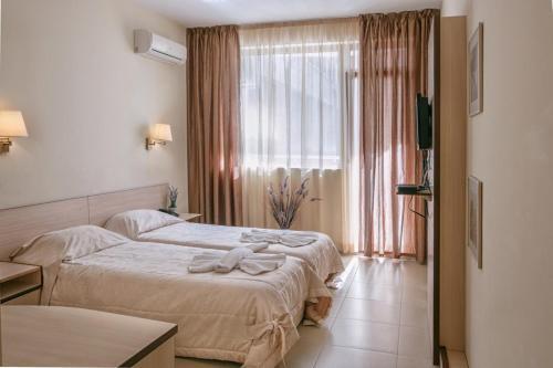 Hotel ??????????
