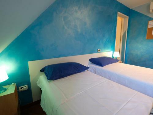Hostal Oasi 83
